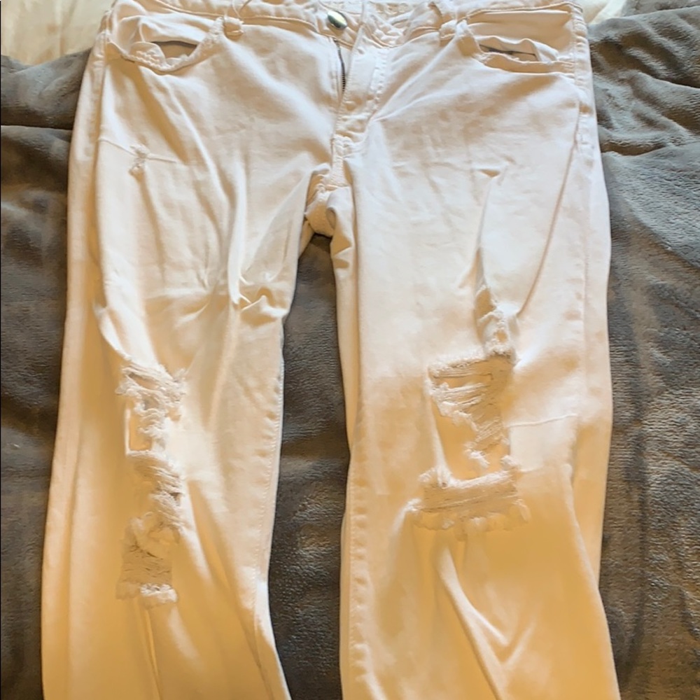 American eagle white jean
